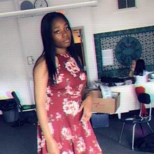 Meet your Posher, Dezaray